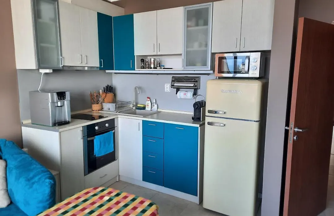 Gnezdo Apartment Sarafovo-1