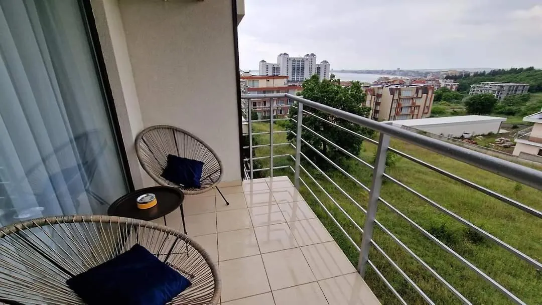 New Line Village Apartments I7-1