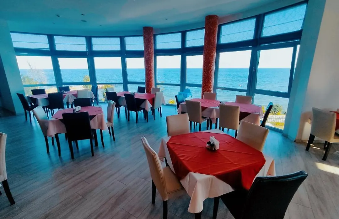 Moonlight Hotel-1