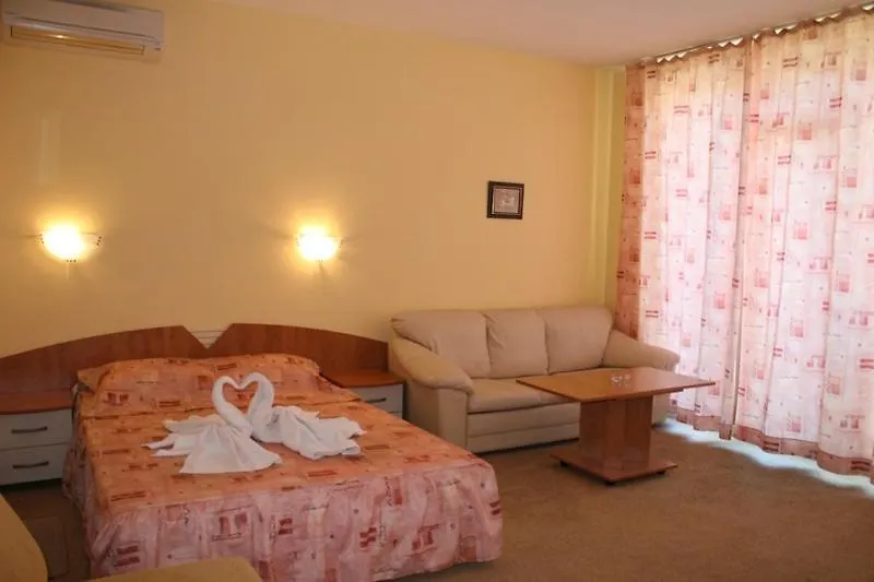 Hotel Golden Fish Nessebur-1