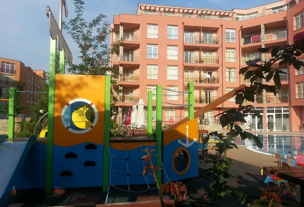Rainbow 4 - Menada Apartments-1