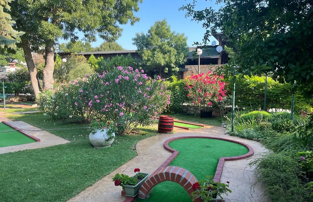Oleander House And Tennis Club-1