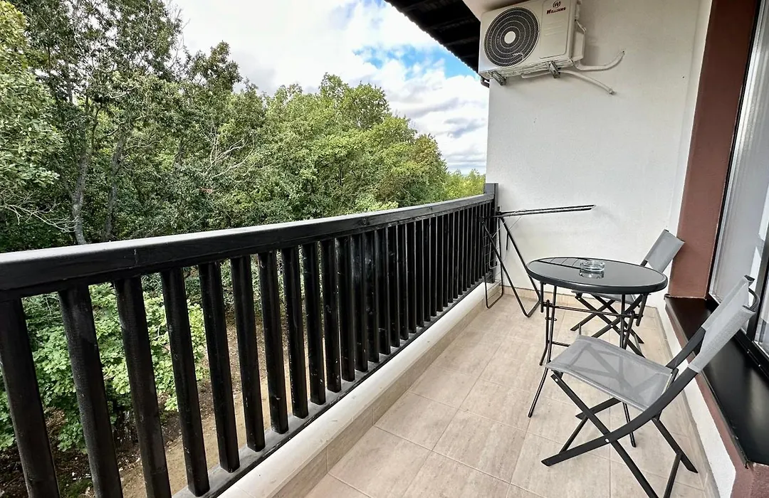 The Green Paradise Apartments-1