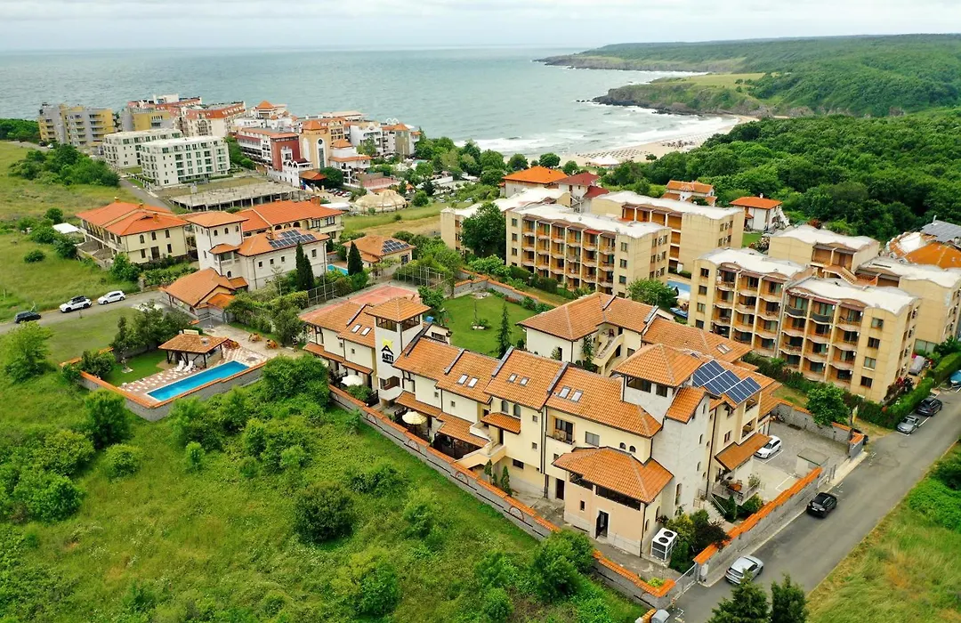 Асти Арт Хотел-1