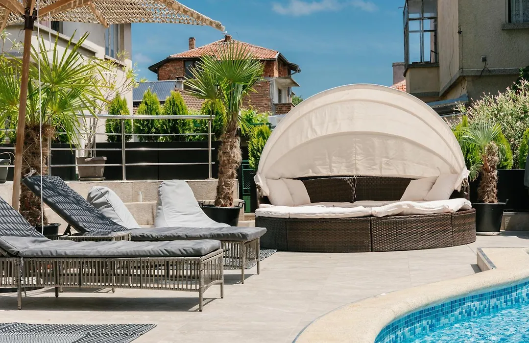 The Lodge Hotel-1