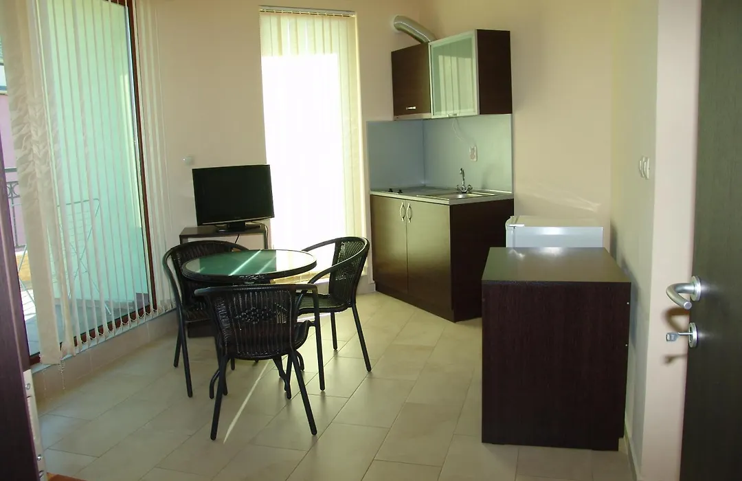 Serenity Hotel-1