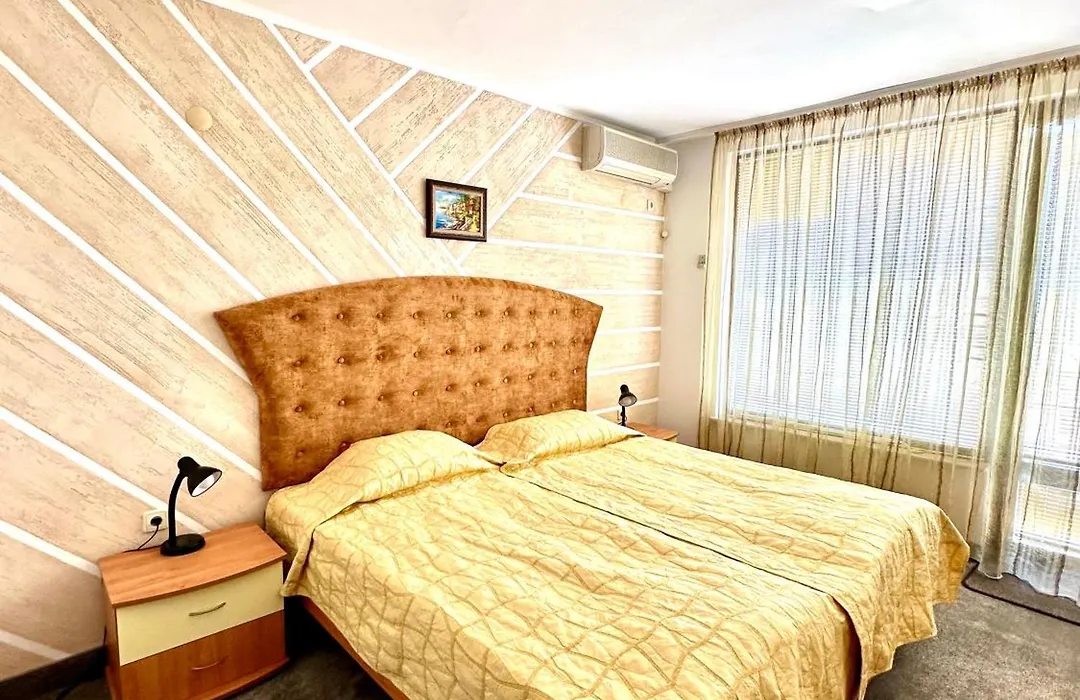 Family Hotel The Golden Fish-1