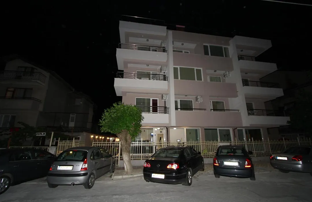 Guest House Dobi-1