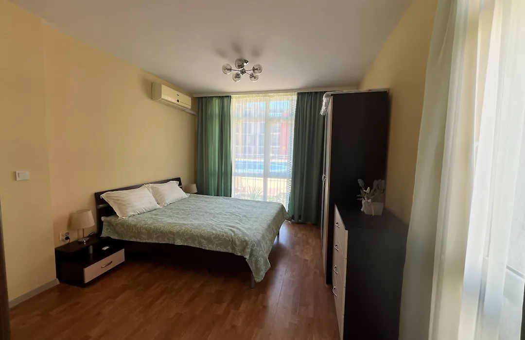 Elit 4 Apartments-1