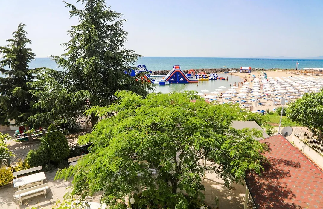 Family Hotel "Sofia"-1