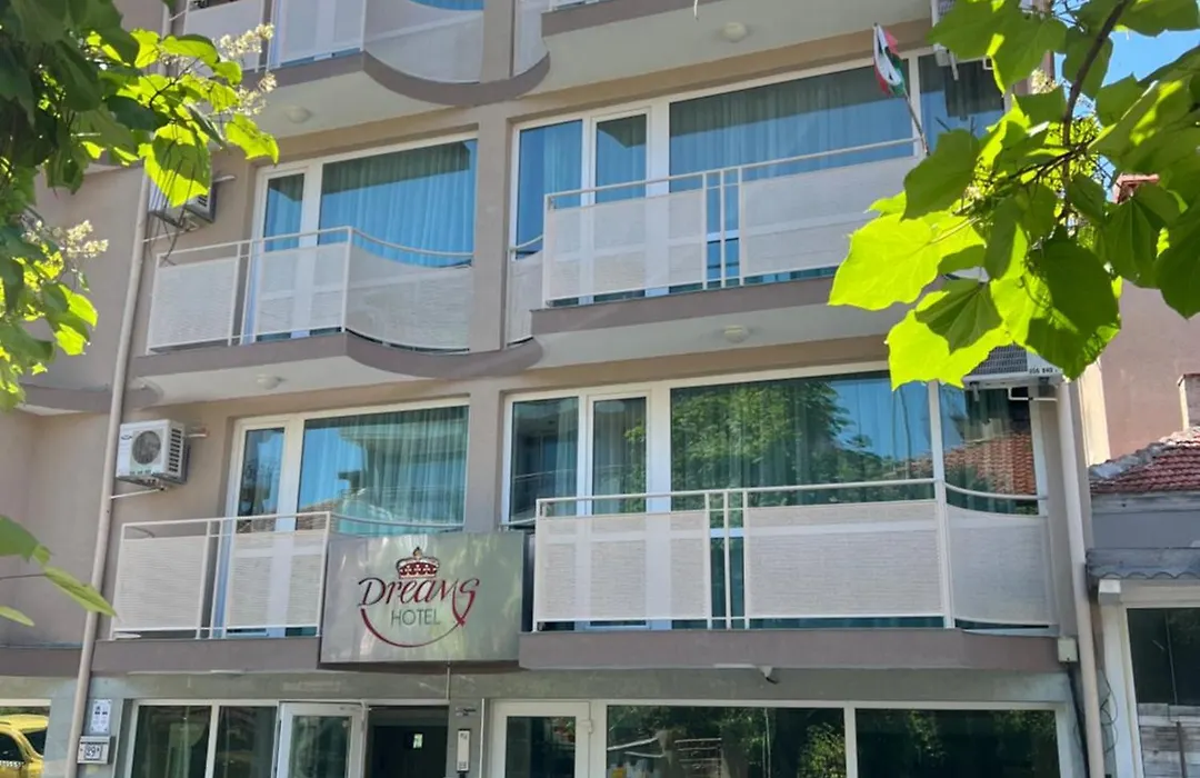 Dreams Family Hotel-1