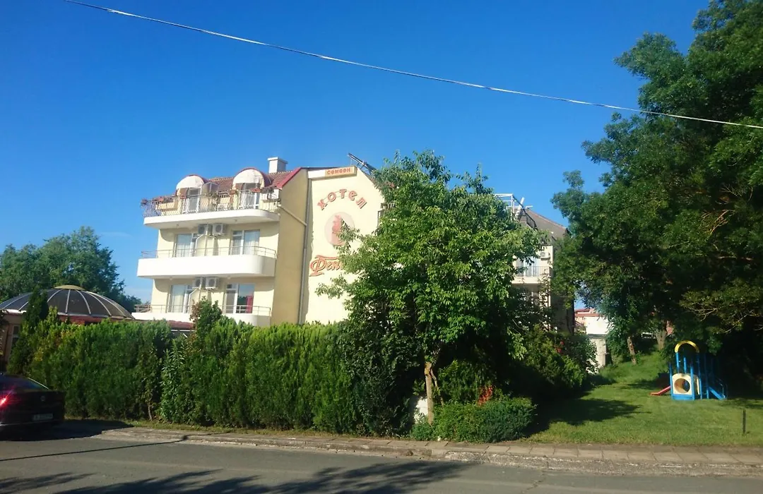 Hotel Feniks Lozenets-1
