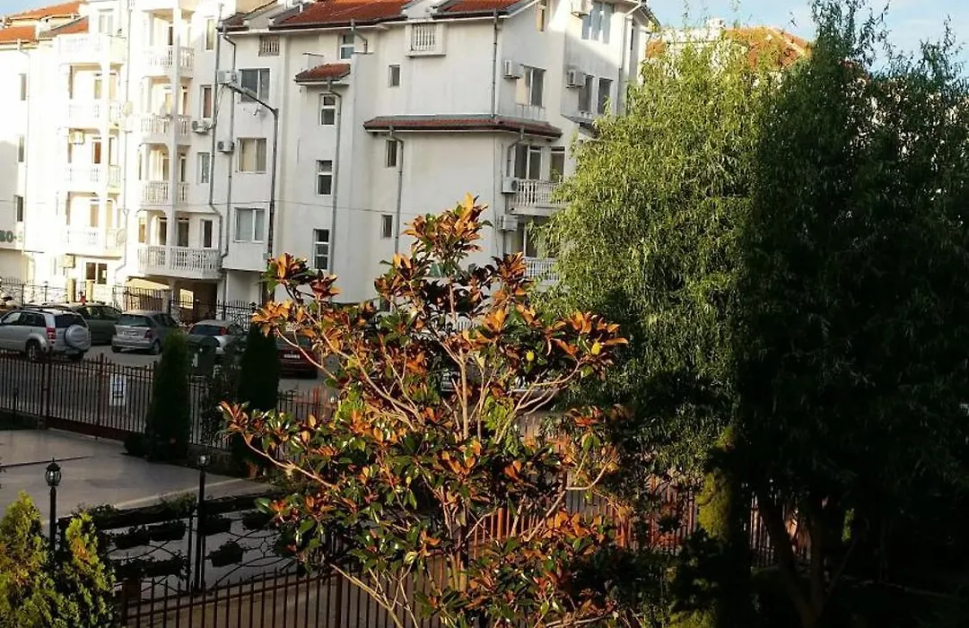 Orange Residence-1