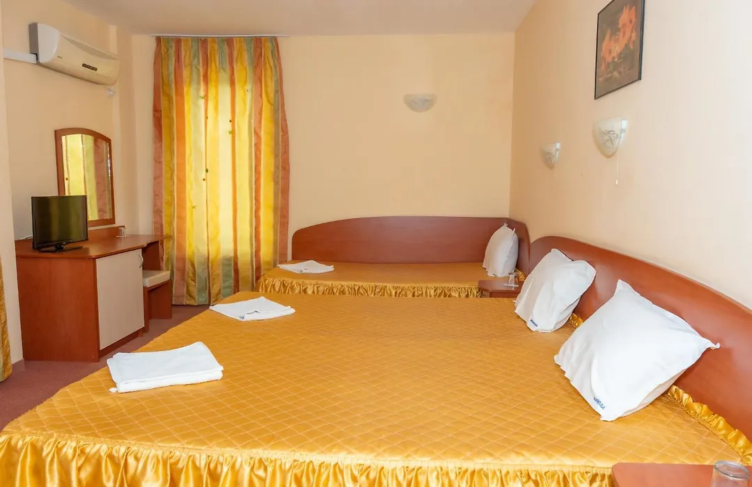 Family Hotel Mimosa-1