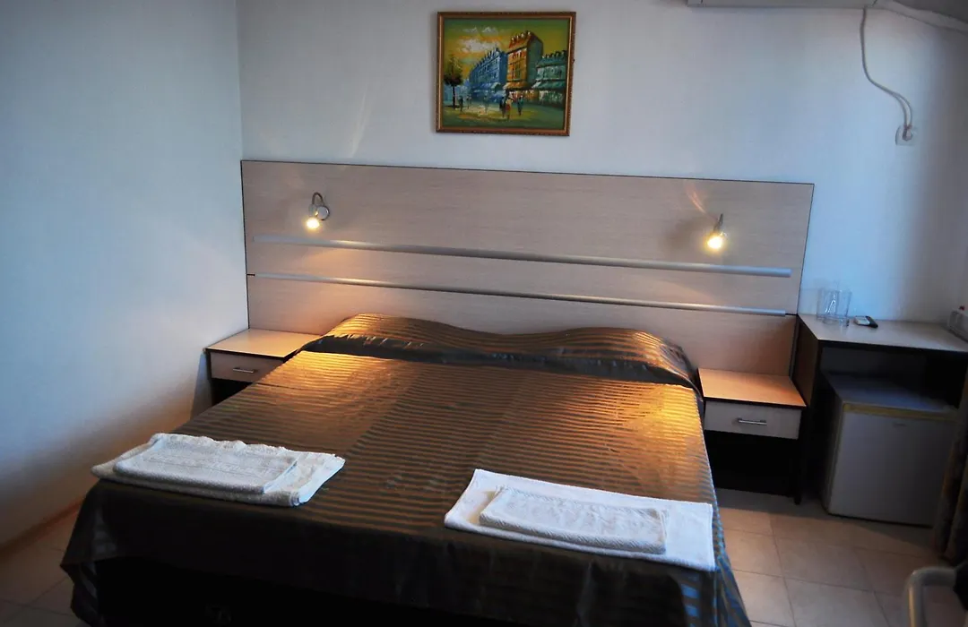 Family Hotel Daf-1