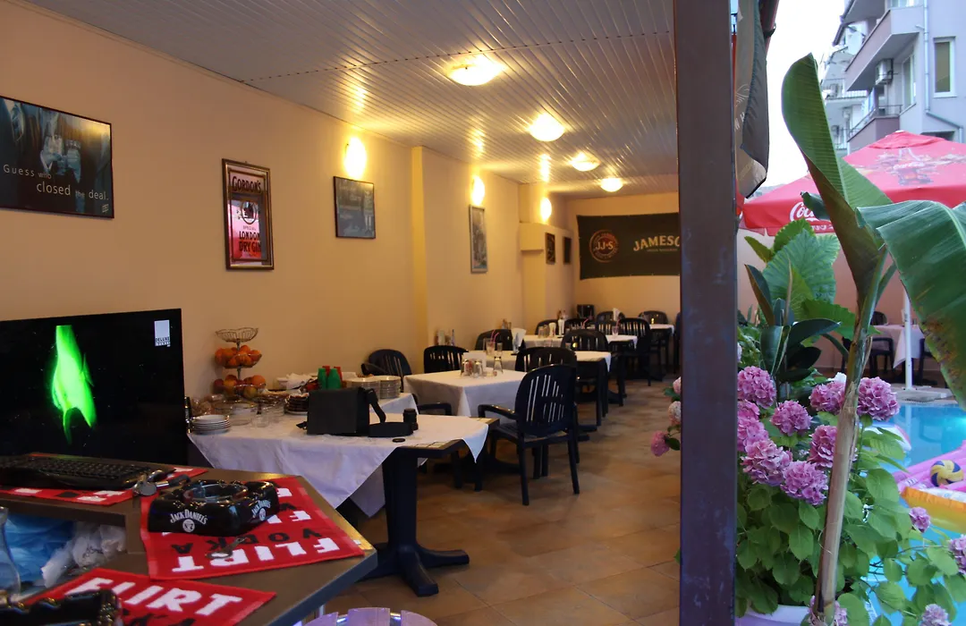 Italia Hotel-1