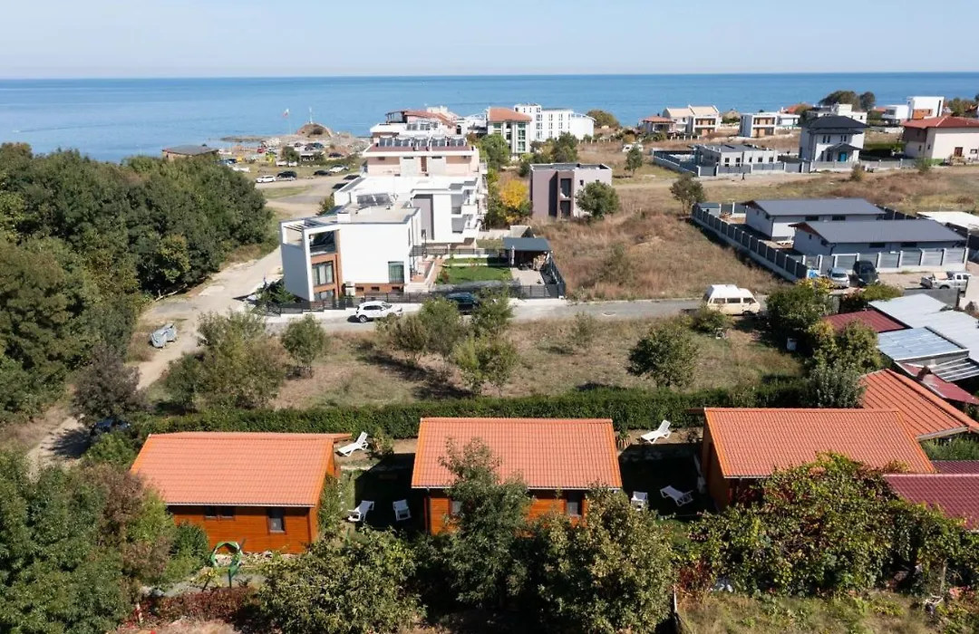 Бунгала Гнездото Bungalows The Nest 1-1