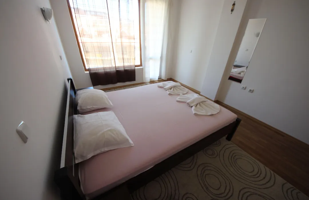 Menada Diamond Bay Apartments-1