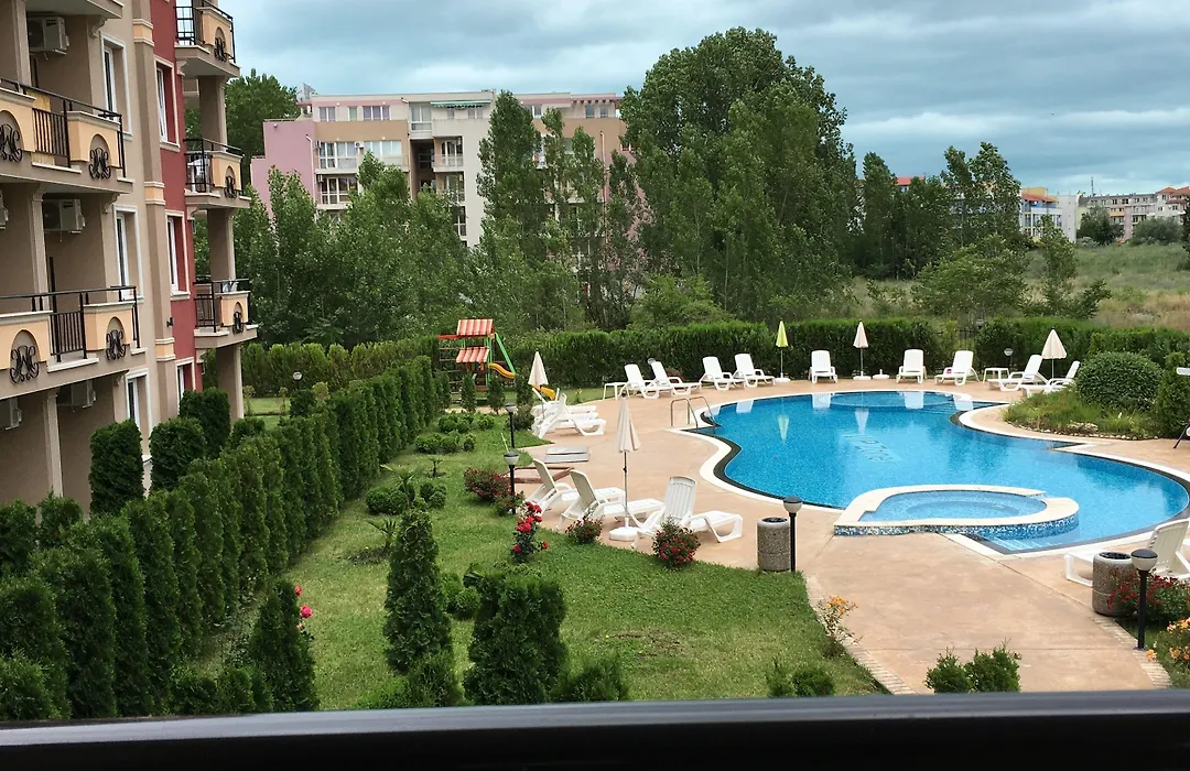 Vip Zone Apartments-1