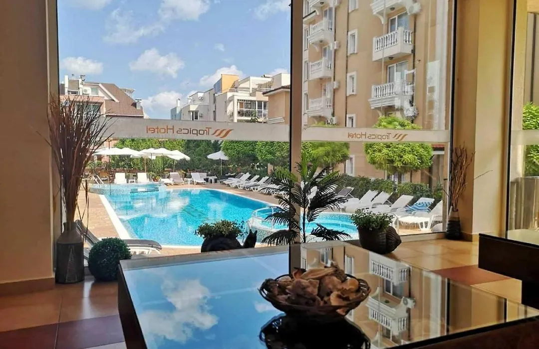 Hotel Tropics & Venera-1