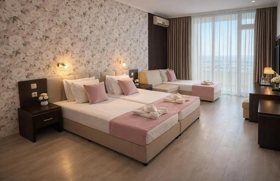 Hotel Ancora Beach-1