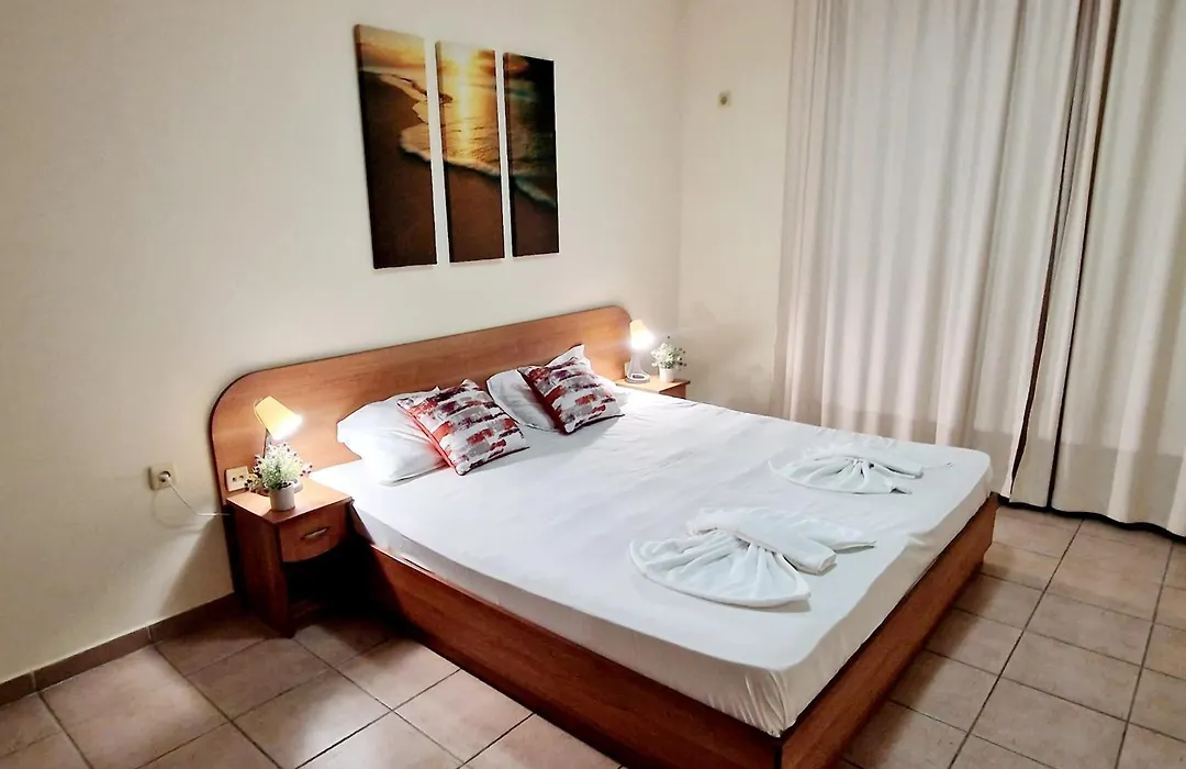 Summer Dreams - Menada Apartments-1