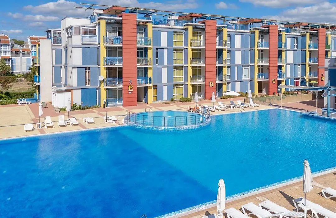 Elit 4 Apartments-1