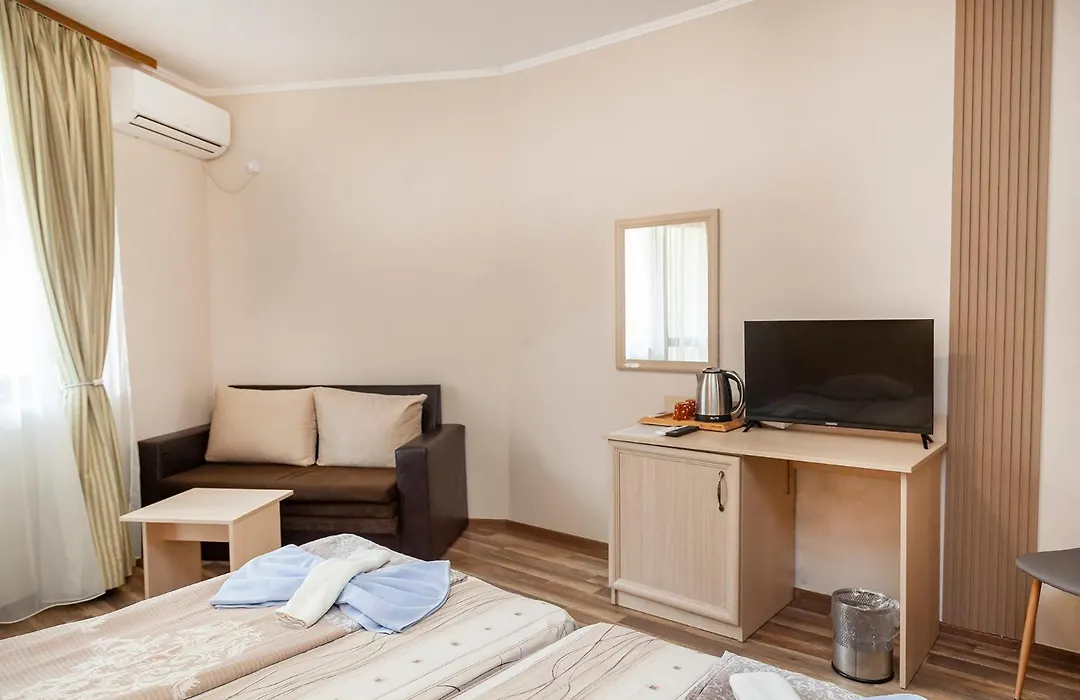 Ravda Bay Guest House-1