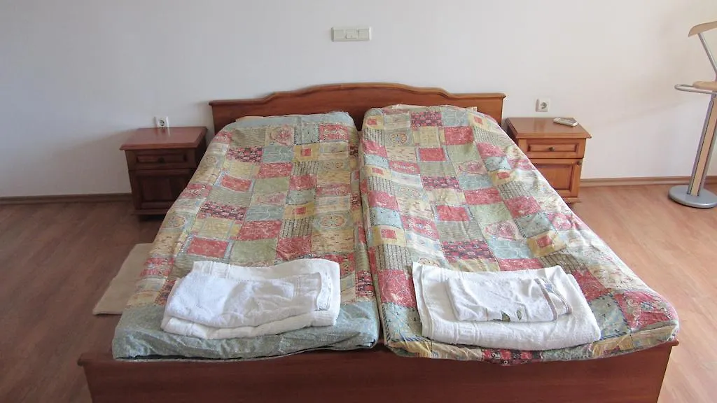 Mavrova Guest House-1