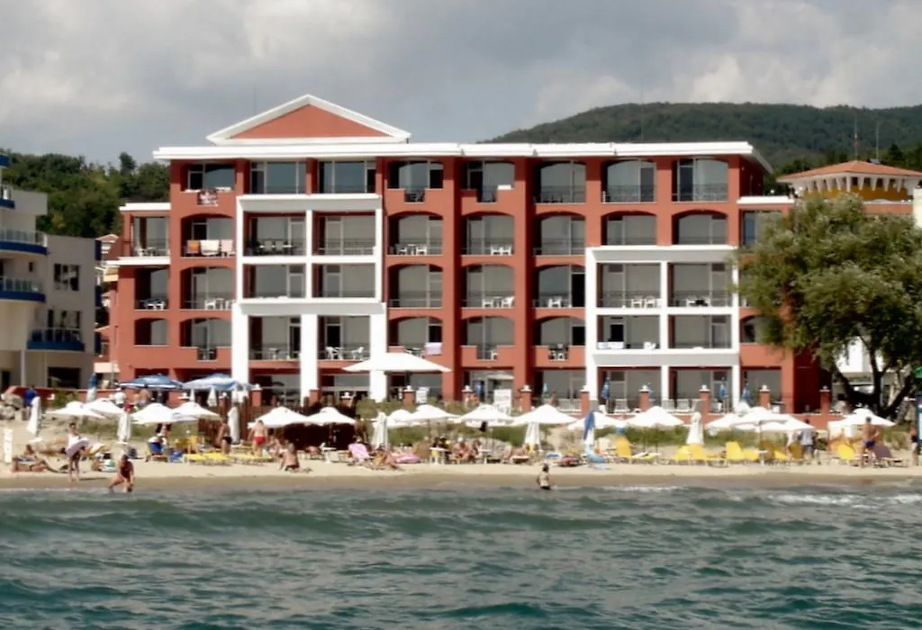 Carina Beach-1