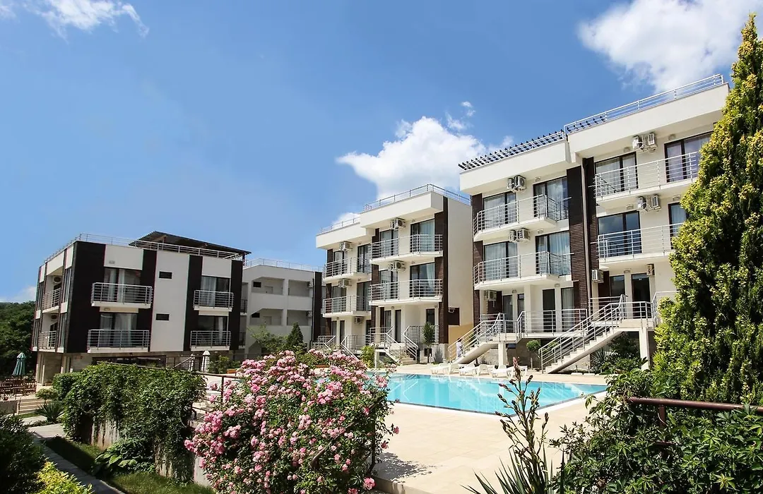 The Chill House In Sunny Beach-1