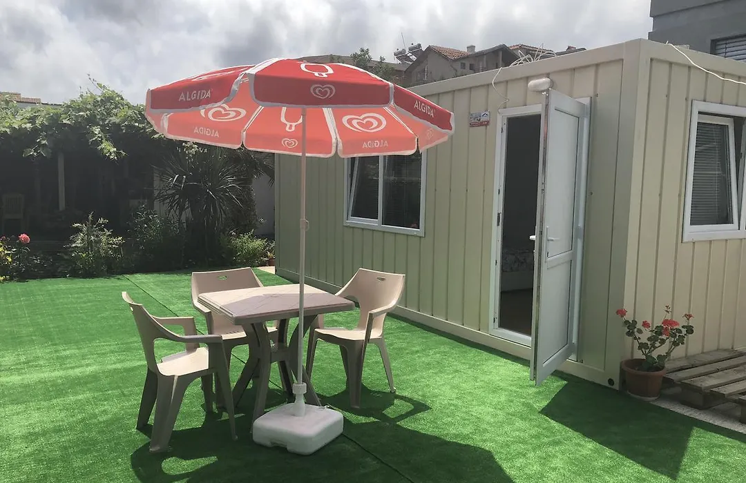 Rosi Guest House-1