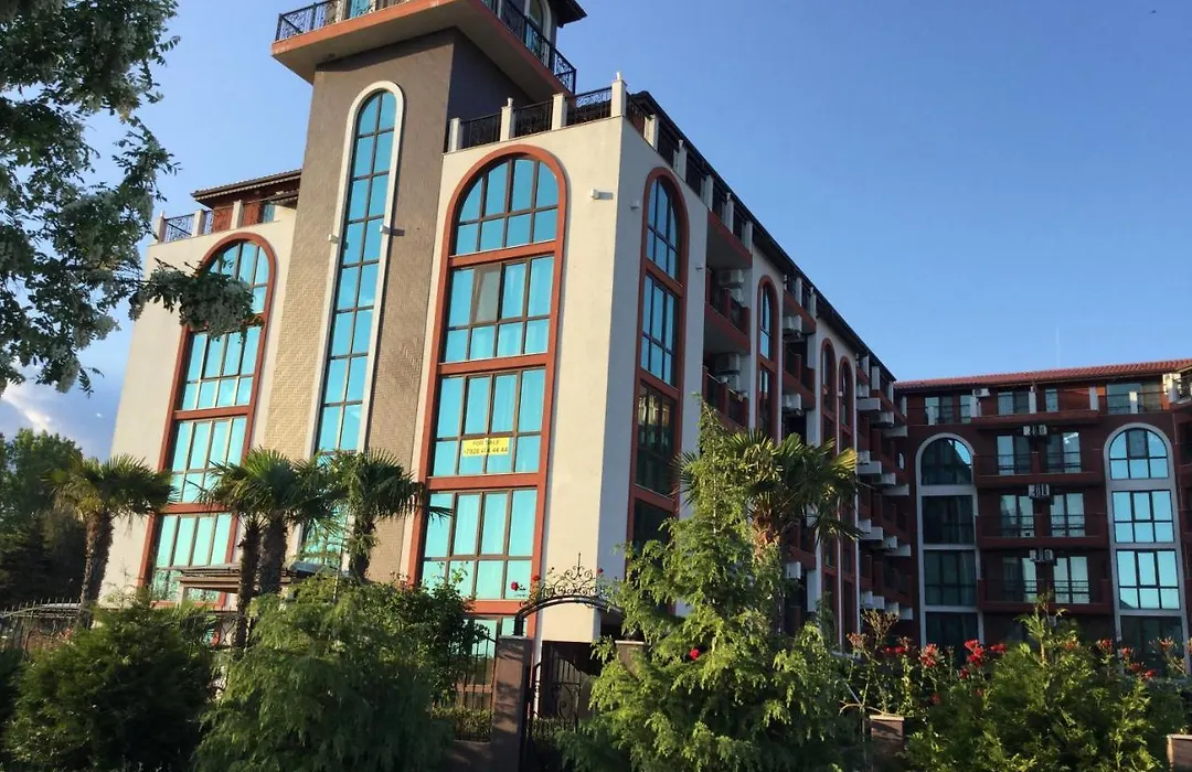 Chateau Del Marina Penthouses-1
