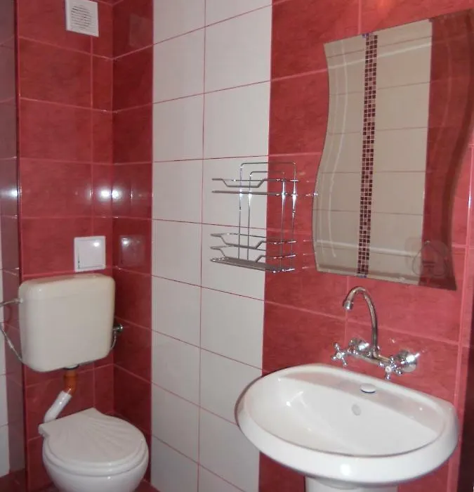 Guest House "Tania"-1