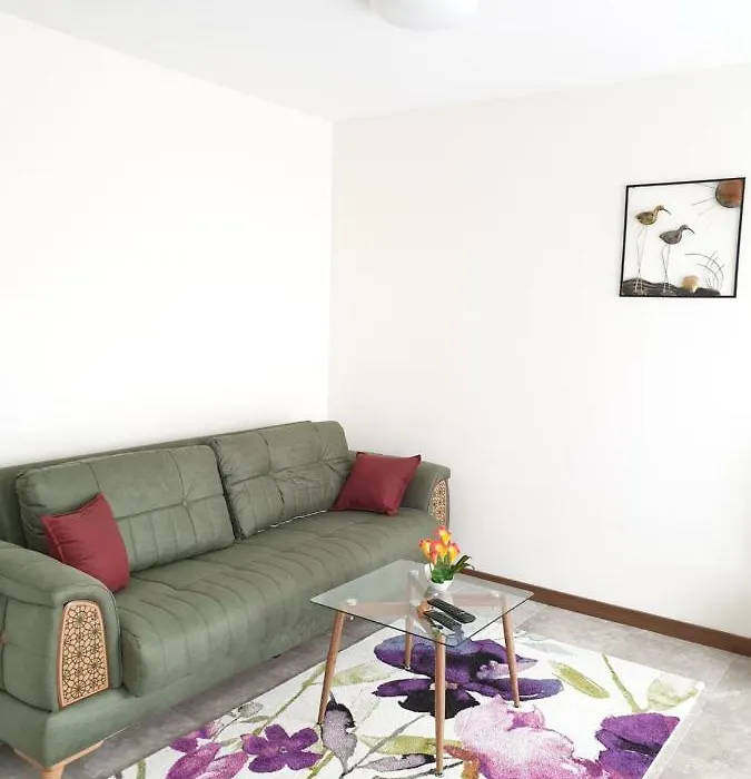 Emerald Hills-1