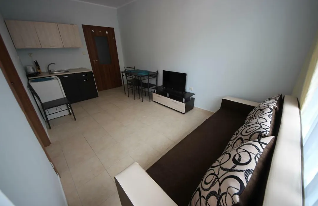 Sunny Day 2 - Menada Apartments-1