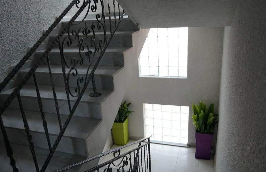 Guest House Lambovi - Lyubomir Lambov-1