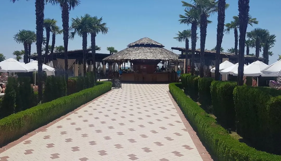 Sunny Beach Private Apartment In The Best Hotel - Family Room - Beachfront-1