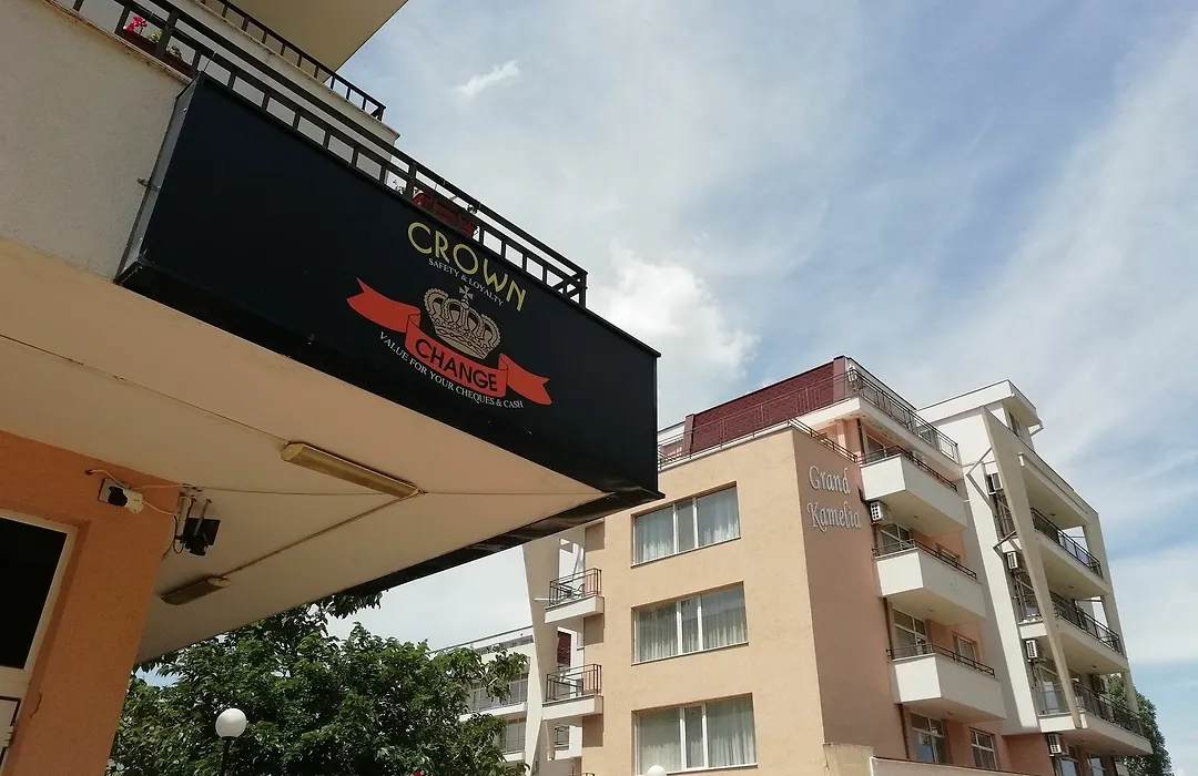 Apartment In Grand Kamelia-1