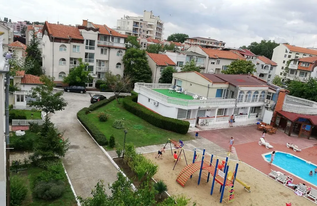 Apartments Bravo 1-Vichevi-1