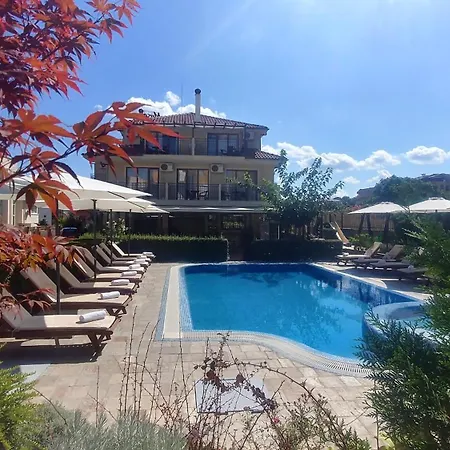 Family Hotel Muses-2