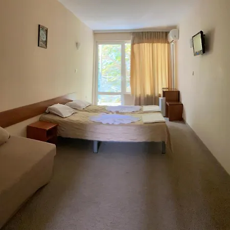 Hotel Kamenec Budget-3