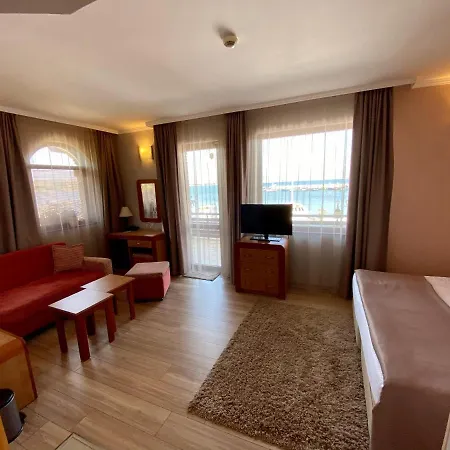 Family Hotel Saint Nikola-2