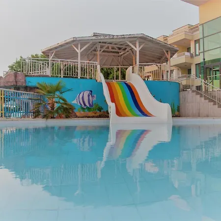 Hotel Perla Beach Club-3