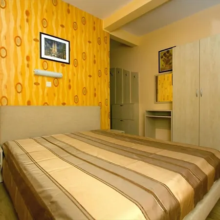Villa Ani Sveti Vlas Bulgarian Black Sea Coast Open May To October-3