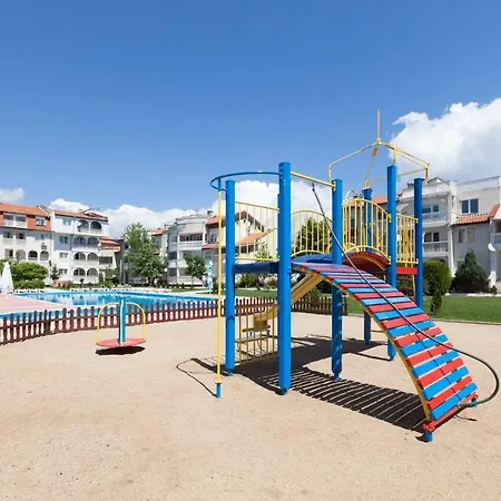 Your Dream Spot For Your Vacation In Sunny Beach-3