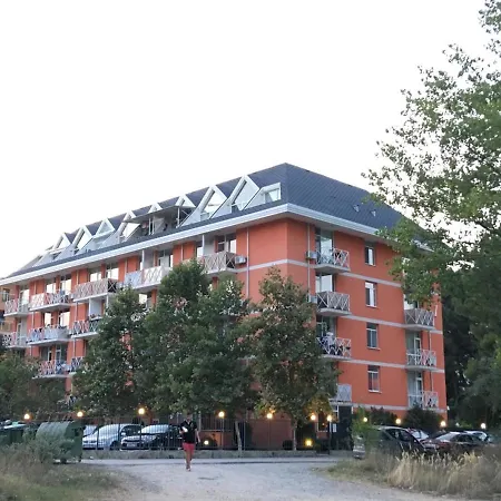 Gerber Residence 1-3
