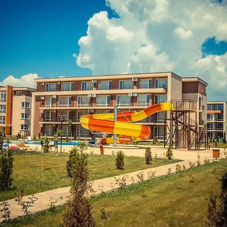 Private Holiday & Orchid Golf Club Apartments-3