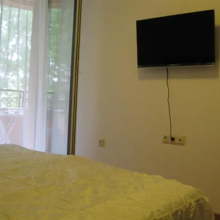Апартаменты Aphrodite Roce-3
