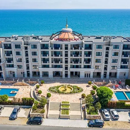 Pomorie Seafront Apartments-3
